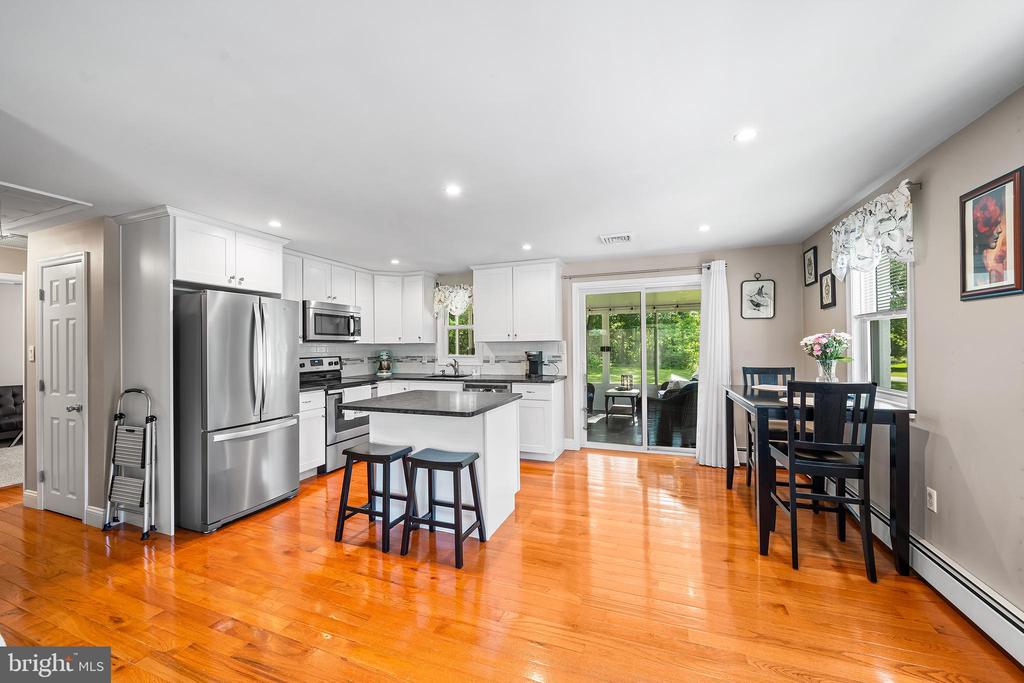 17 PERKIOMEN AVENUE