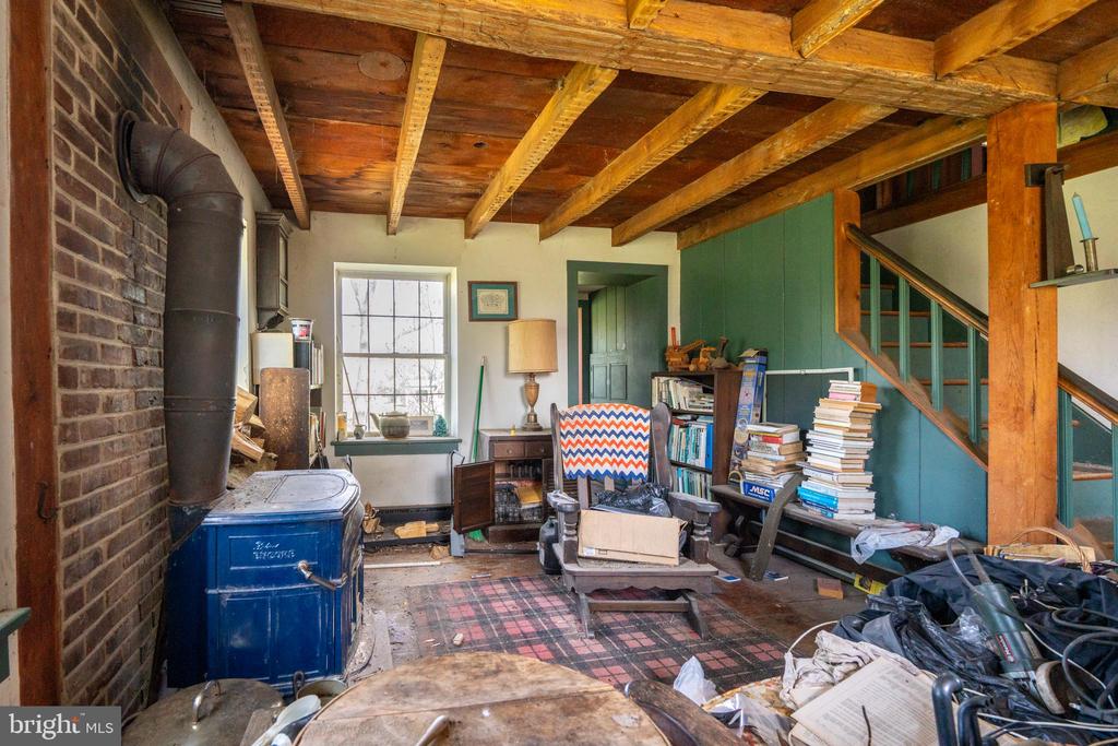 495 RIDGE RD