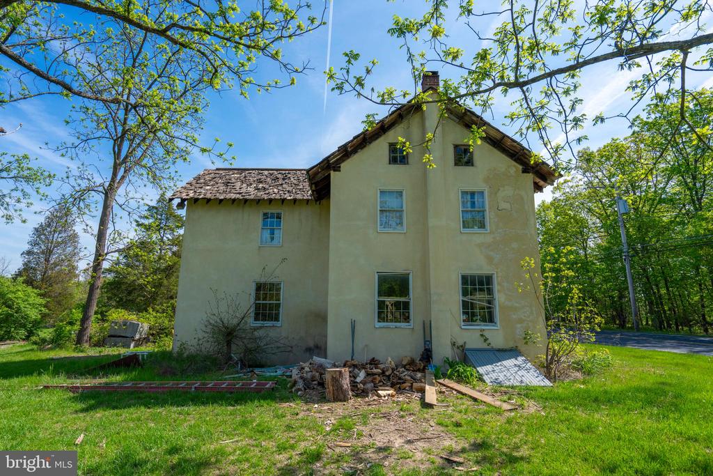 495 RIDGE RD