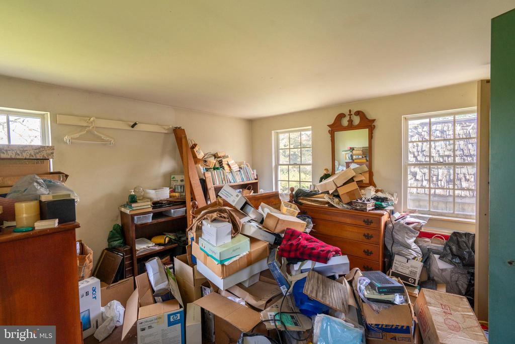 495 RIDGE RD