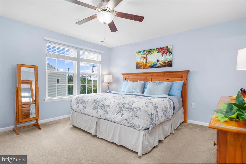 1803 SWEET GUM DRIVE