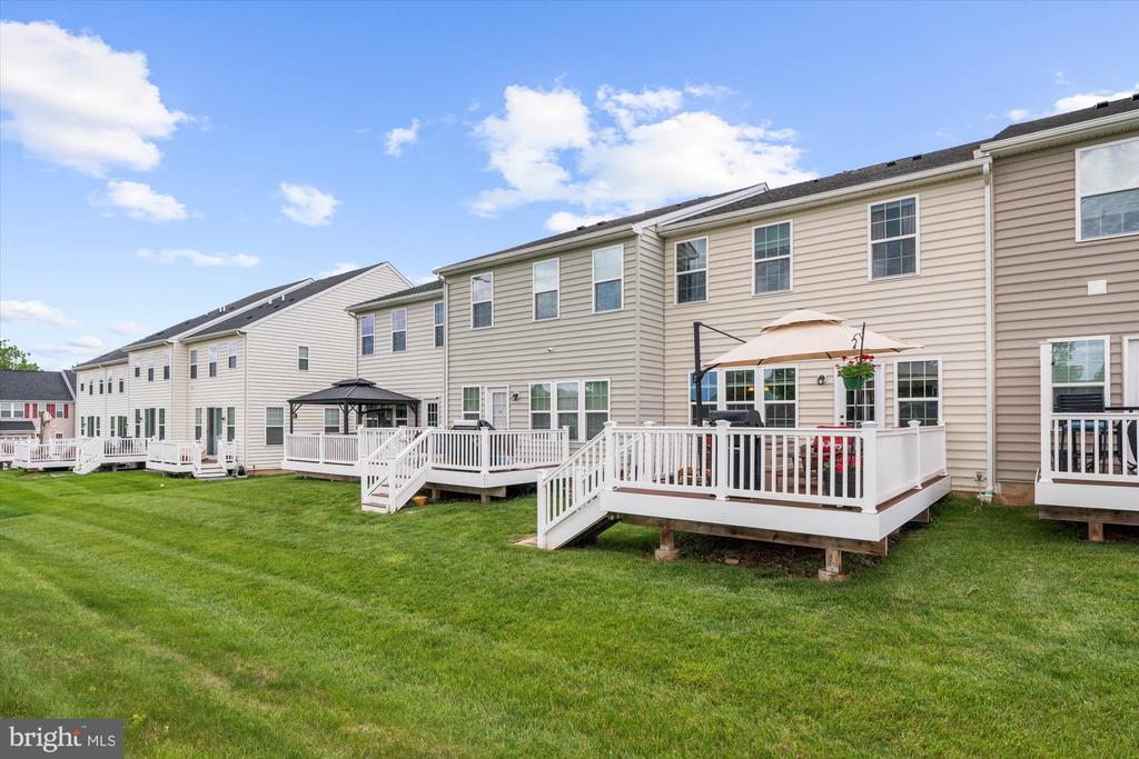 1803 SWEET GUM DRIVE