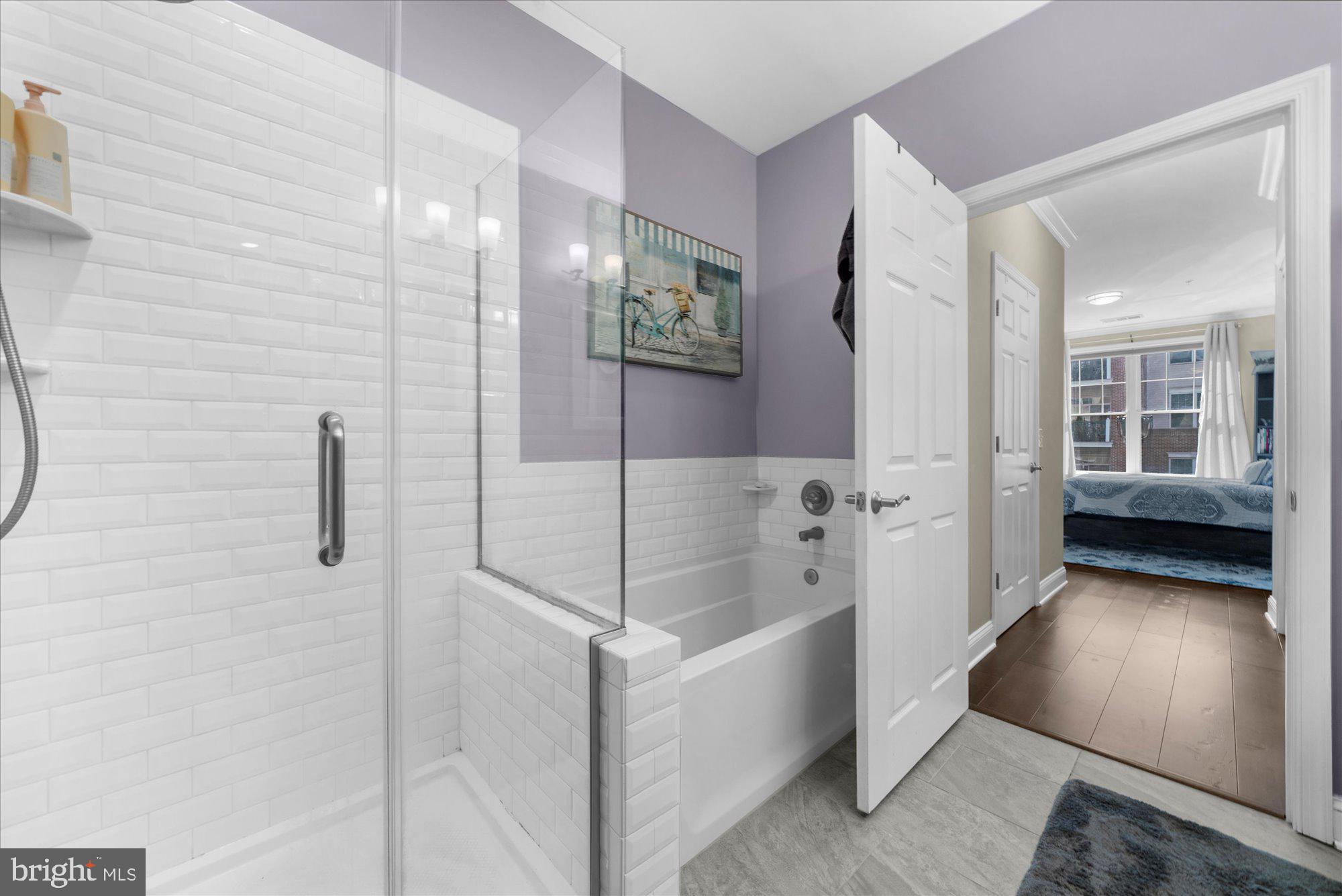 300 W ELM STREET 2235