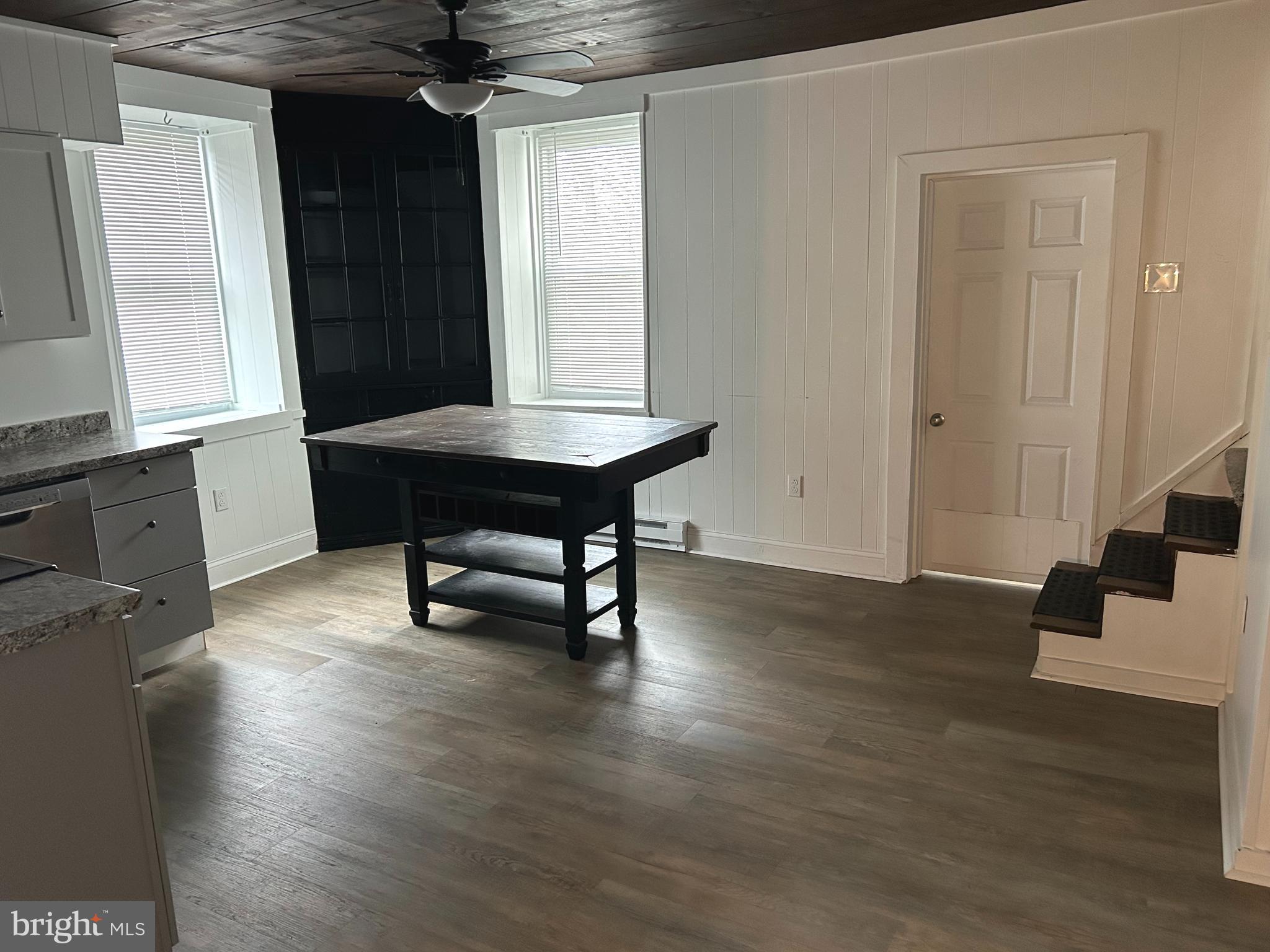 10 N LIMERICK ROAD 10