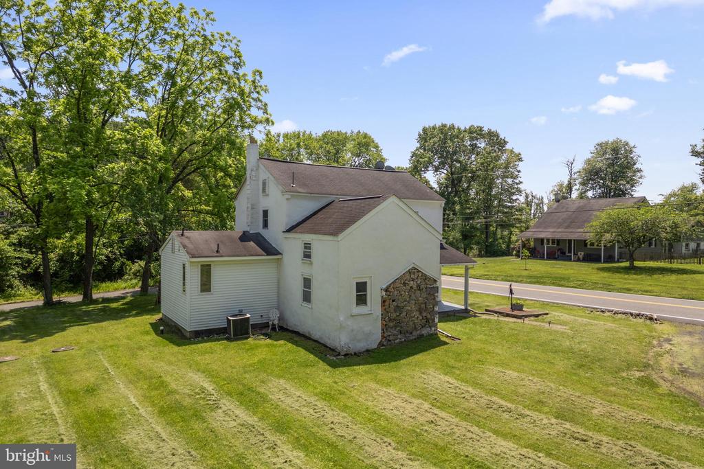 2397 HILL ROAD