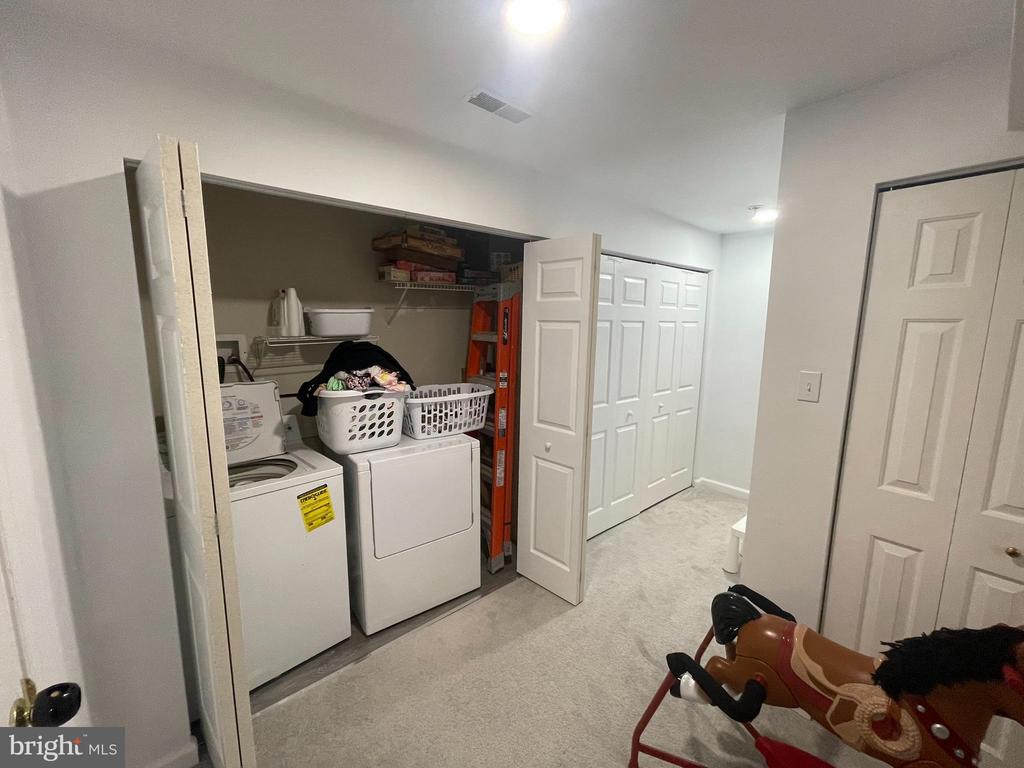 4409 GLENWOOD DRIVE