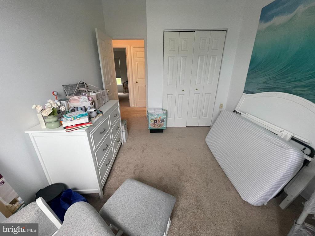 4409 GLENWOOD DRIVE