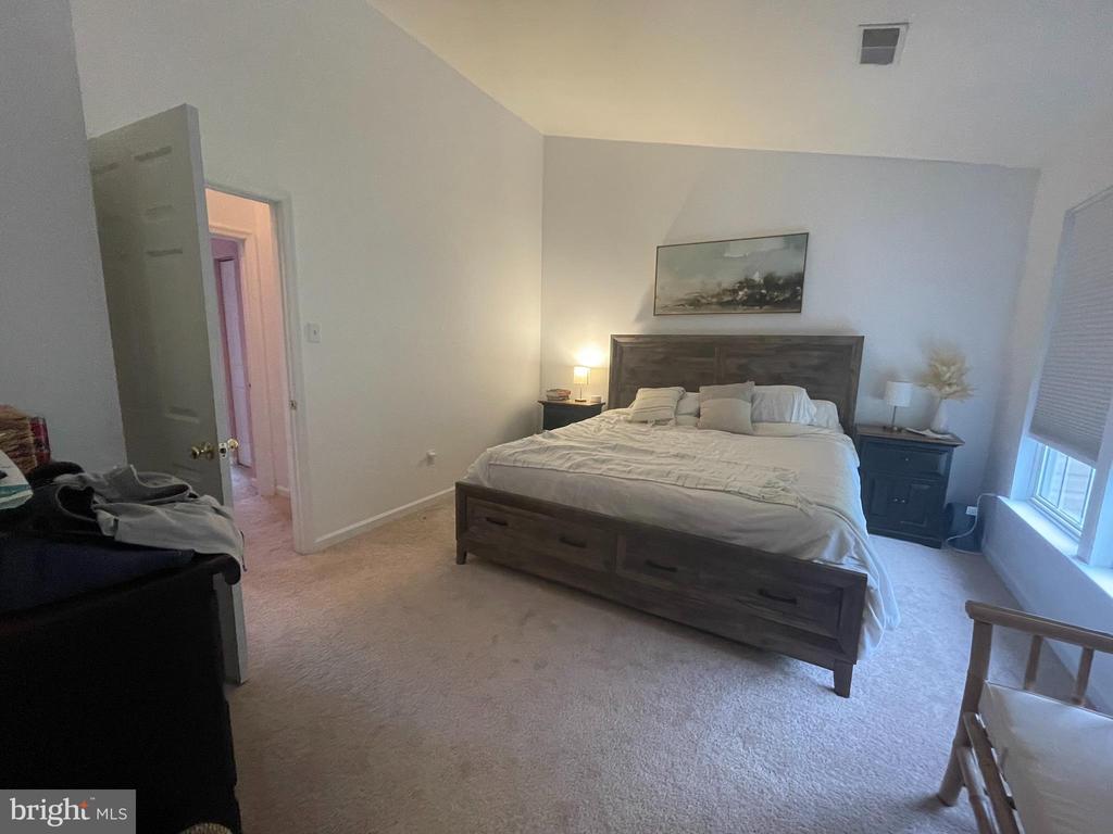 4409 GLENWOOD DRIVE