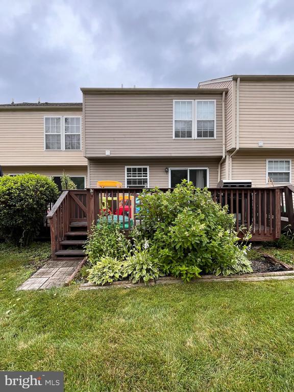 4409 GLENWOOD DRIVE