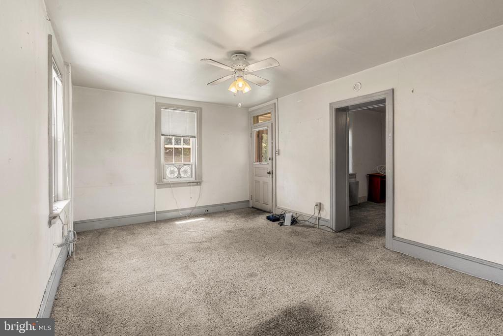 585 MORWOOD ROAD