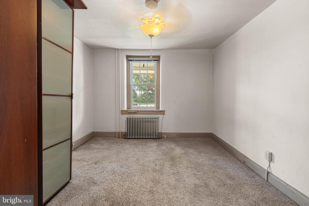585 MORWOOD ROAD