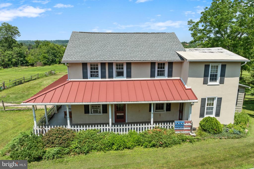585 MORWOOD ROAD