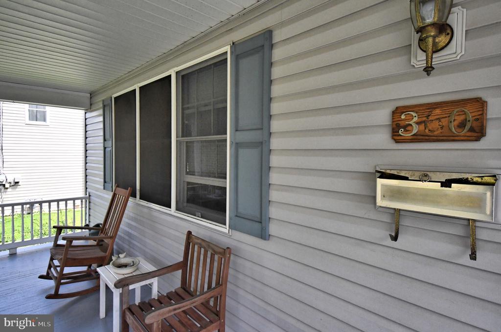 360 W VINE STREET