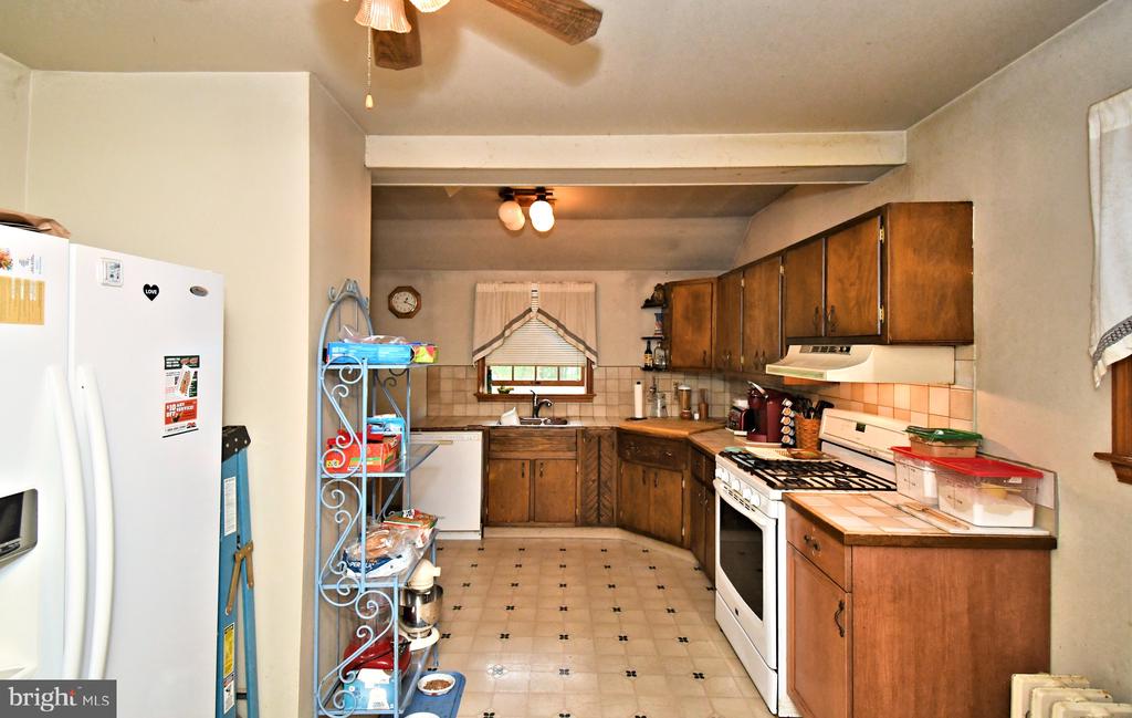 360 W VINE STREET