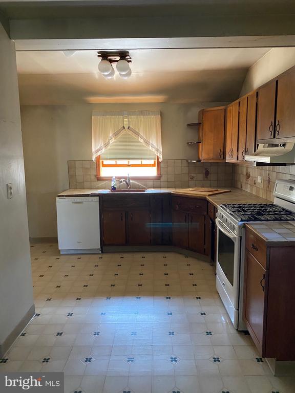 360 W VINE STREET