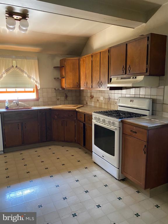 360 W VINE STREET