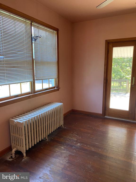 360 W VINE STREET
