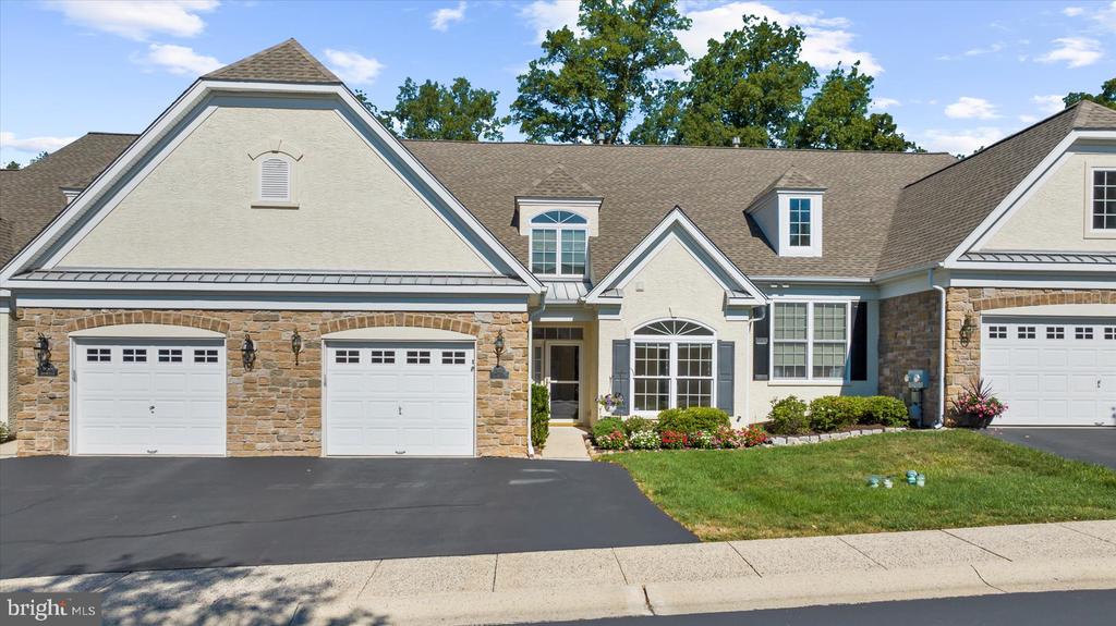 381 BRITTANY COURT