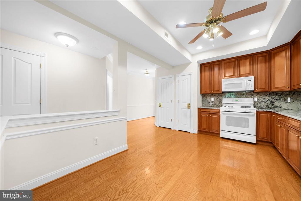 381 BRITTANY COURT
