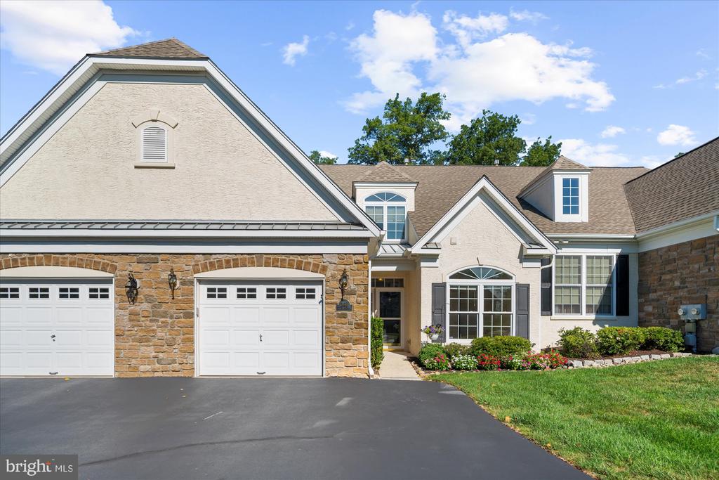 381 BRITTANY COURT