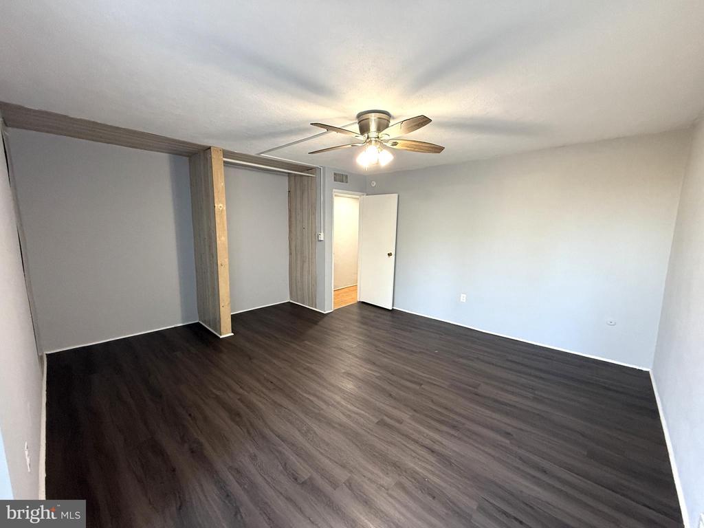 4421 FOREST LANE
