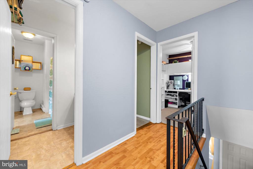 4 BERGER LANE