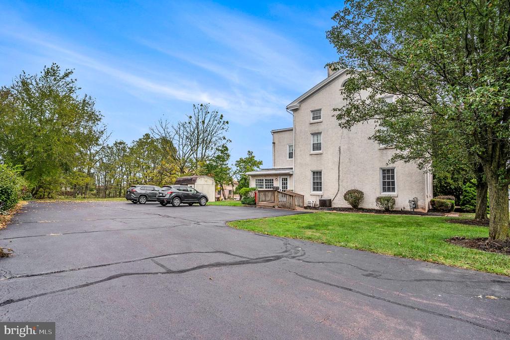 347 W MAIN STREET
