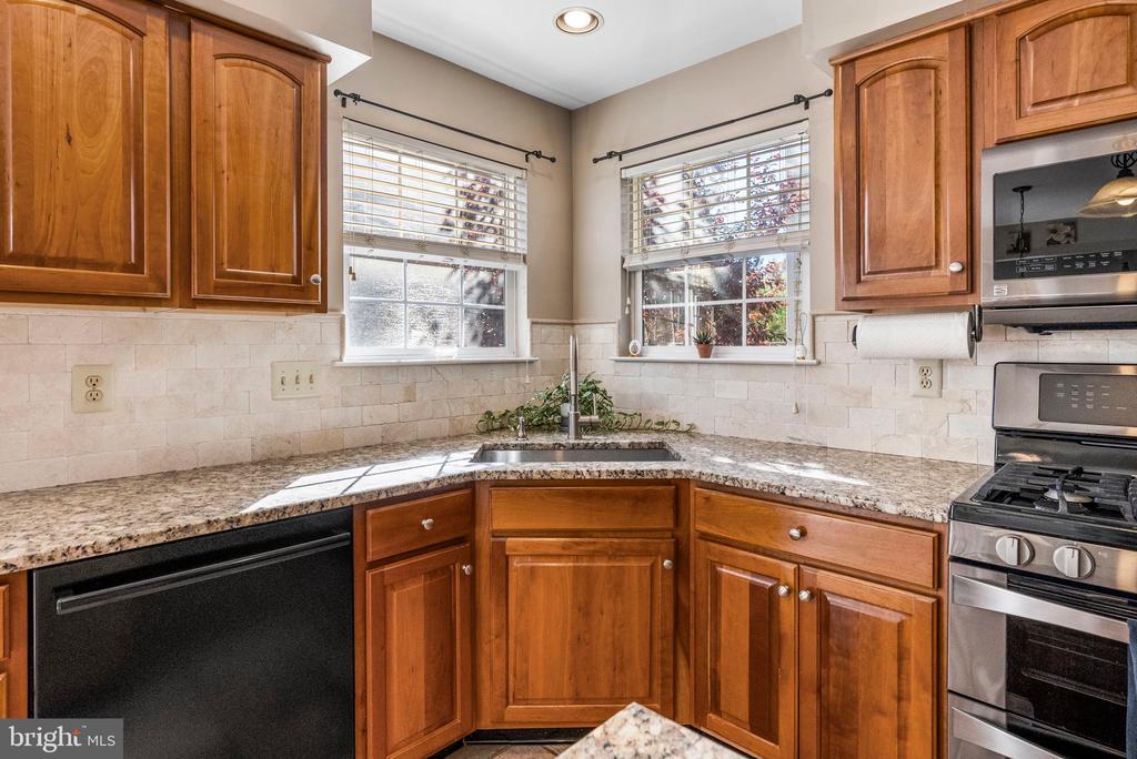1134 CORNWALLIS WAY