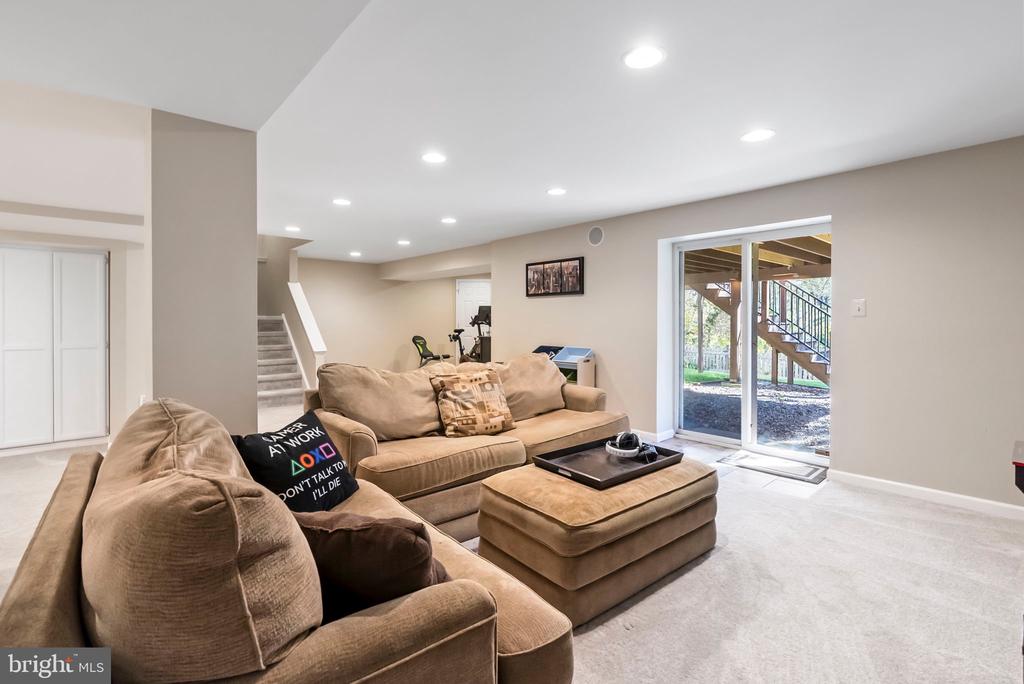 1134 CORNWALLIS WAY