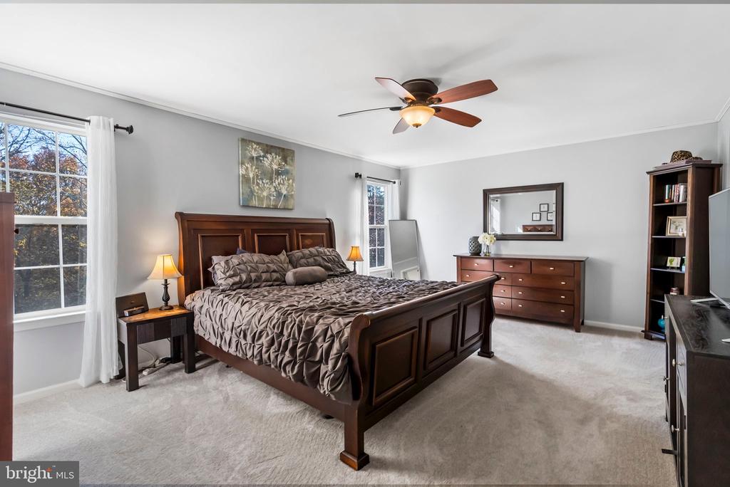 1134 CORNWALLIS WAY