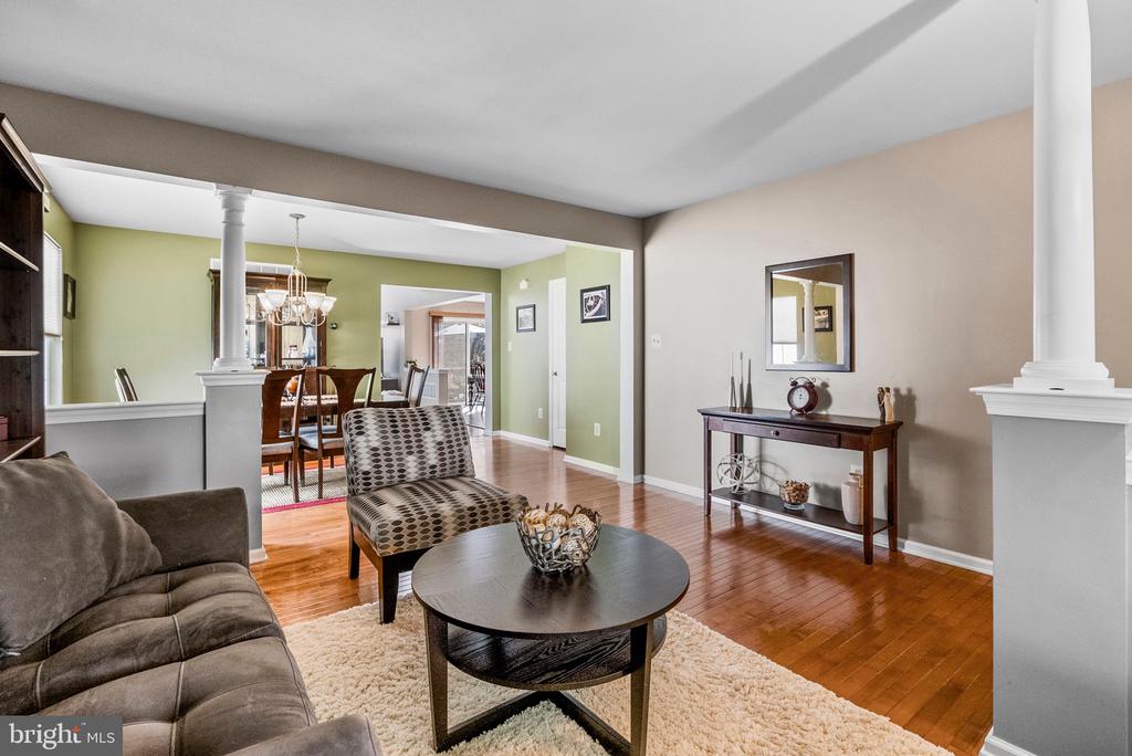 1134 CORNWALLIS WAY