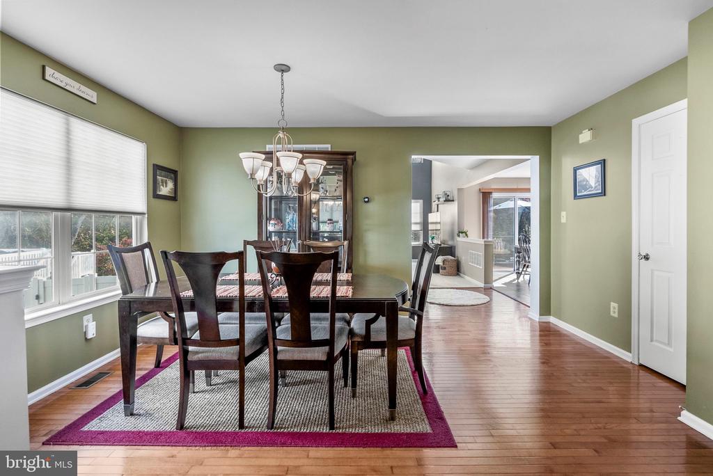 1134 CORNWALLIS WAY