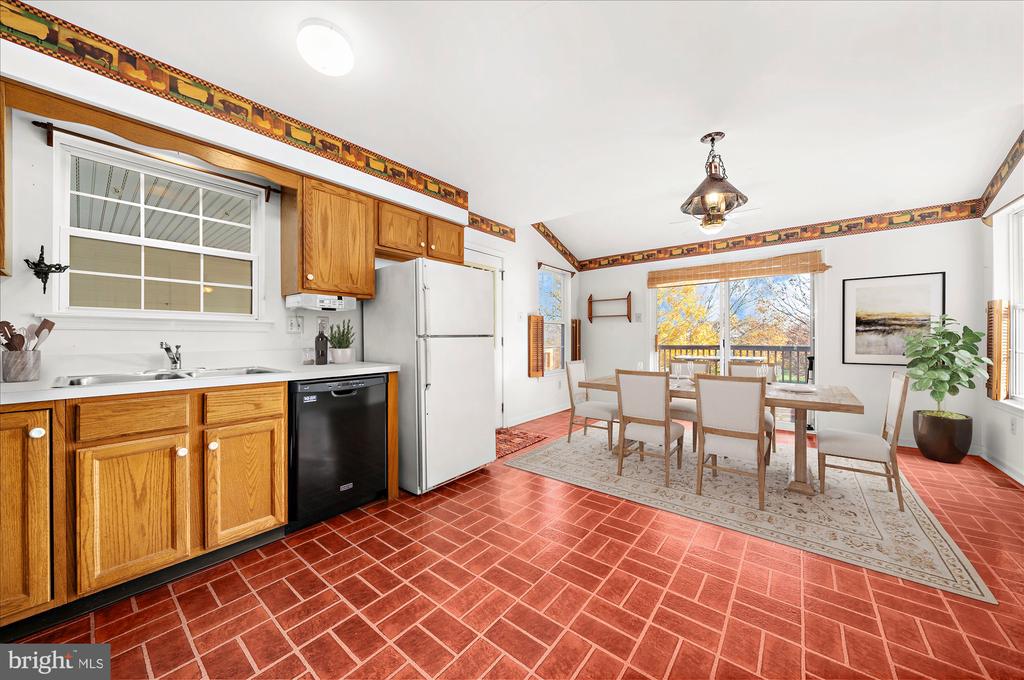494 MOYER ROAD