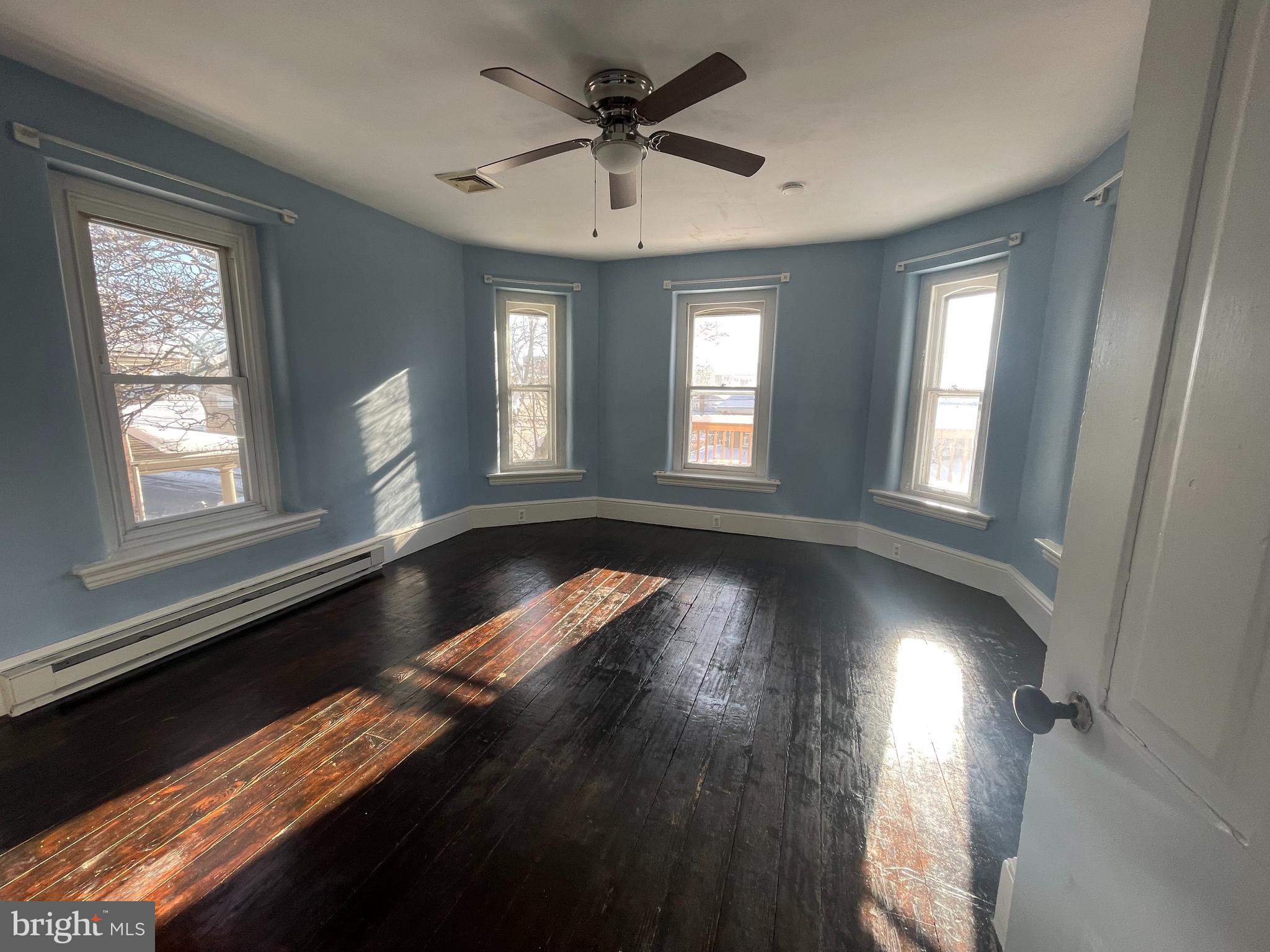 47 GREEN STREET APT B