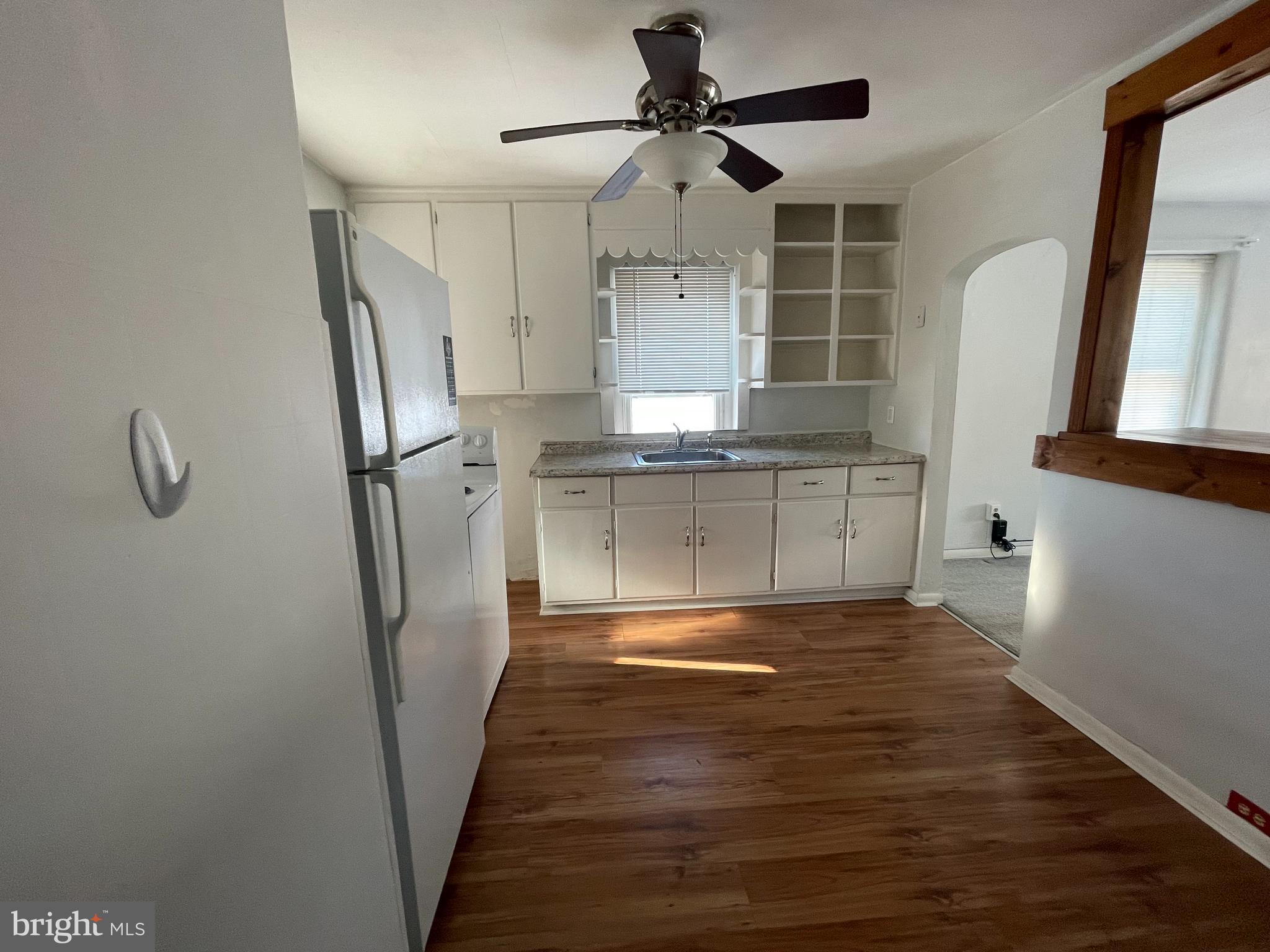 47 GREEN STREET APT B