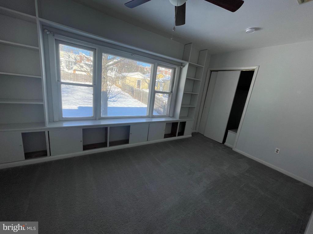 47 GREEN STREET APT B