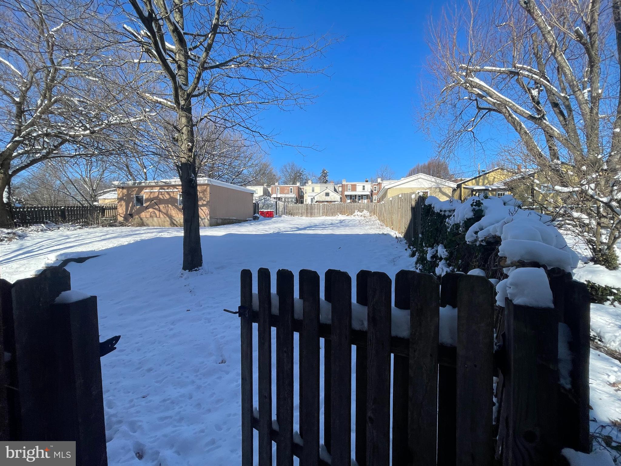 47 GREEN STREET APT B