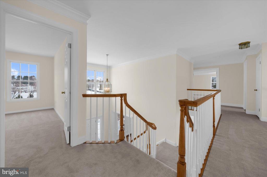 817 ARROWHEAD LANE