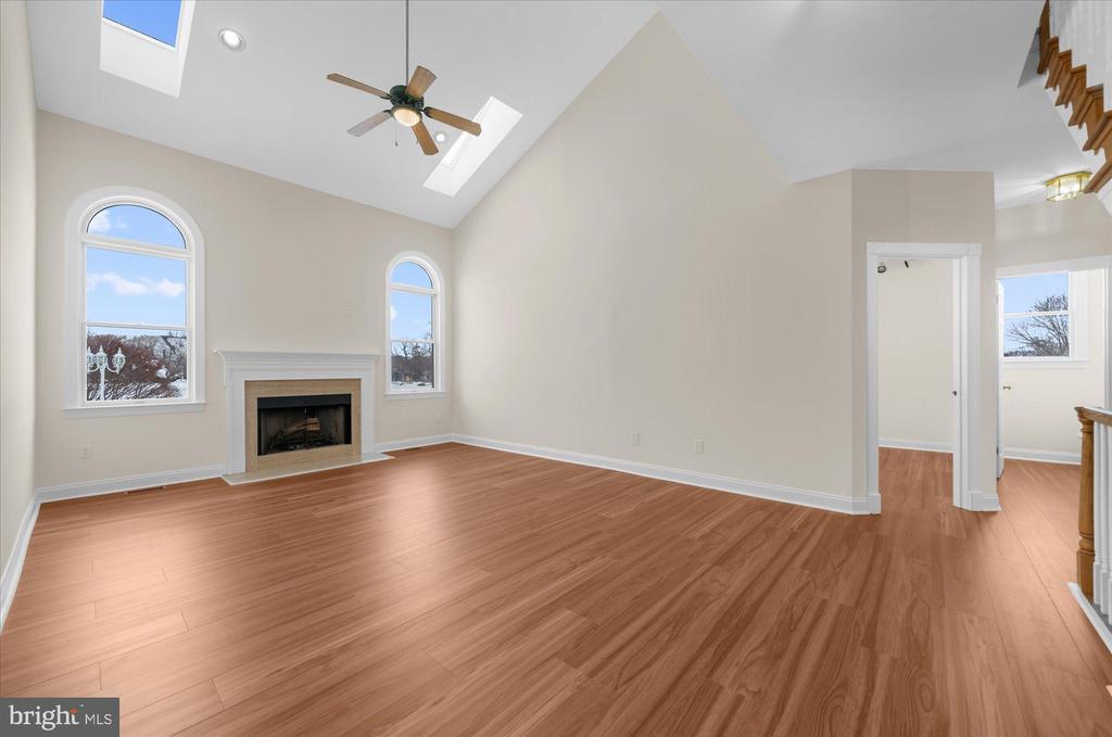 817 ARROWHEAD LANE
