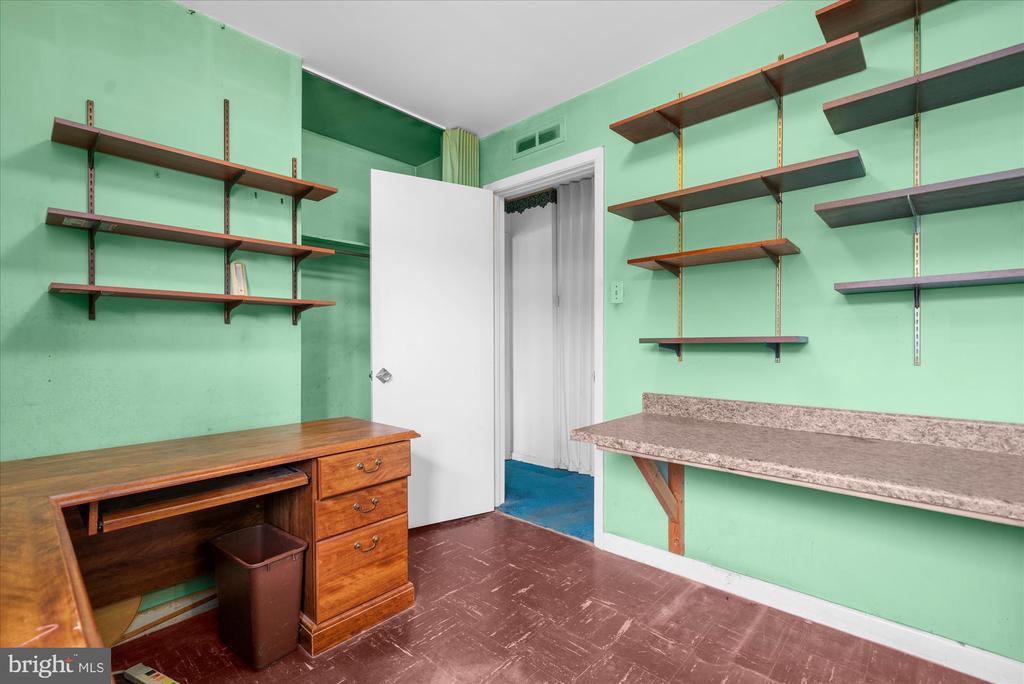 30 E CHURCH ROAD