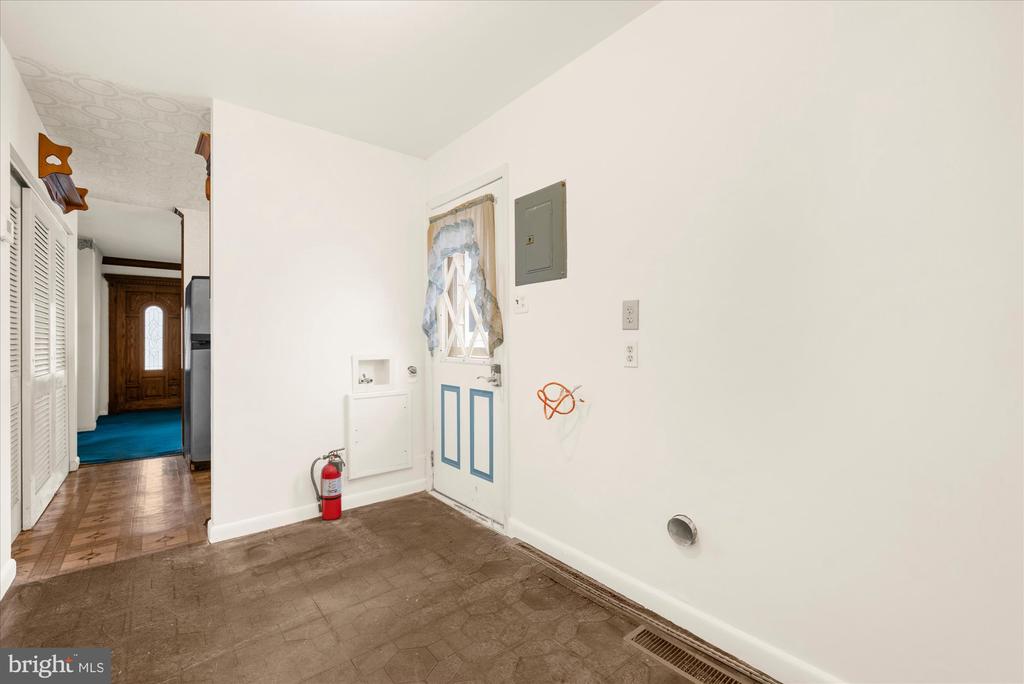 30 E CHURCH ROAD
