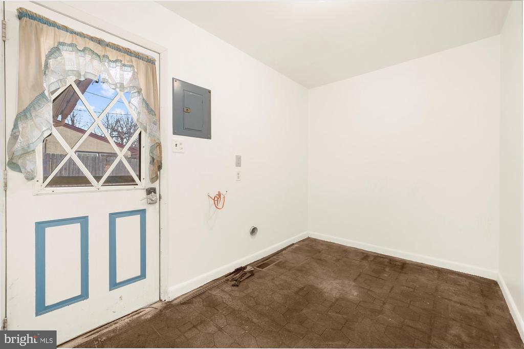 30 E CHURCH ROAD