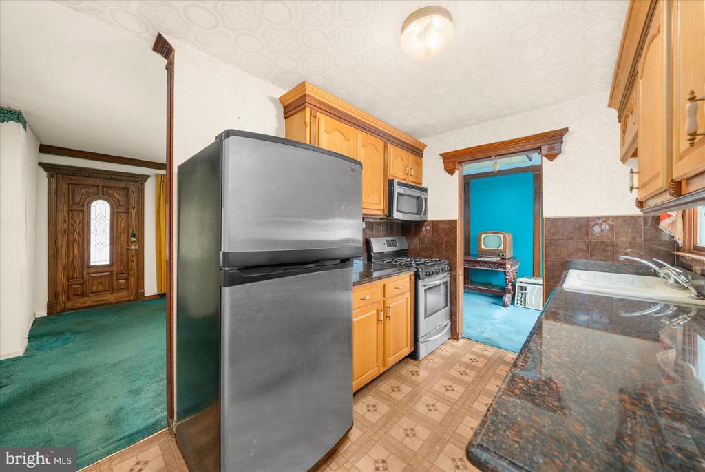 30 E CHURCH ROAD