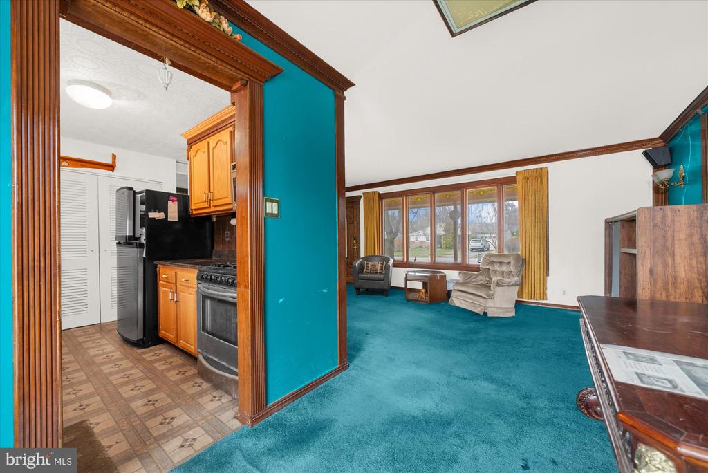 30 E CHURCH ROAD