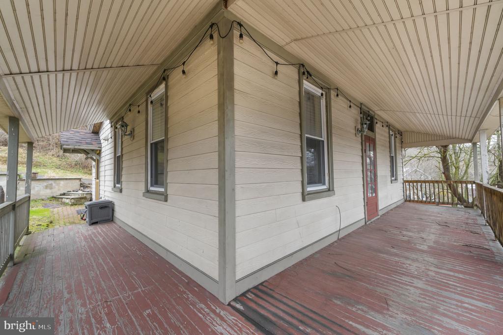 103 GRAVEL PIKE