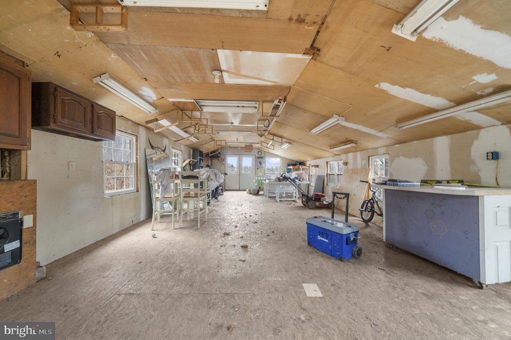 103 GRAVEL PIKE
