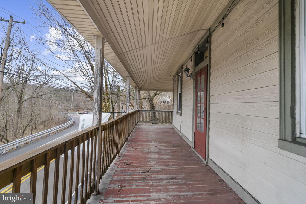 103 GRAVEL PIKE