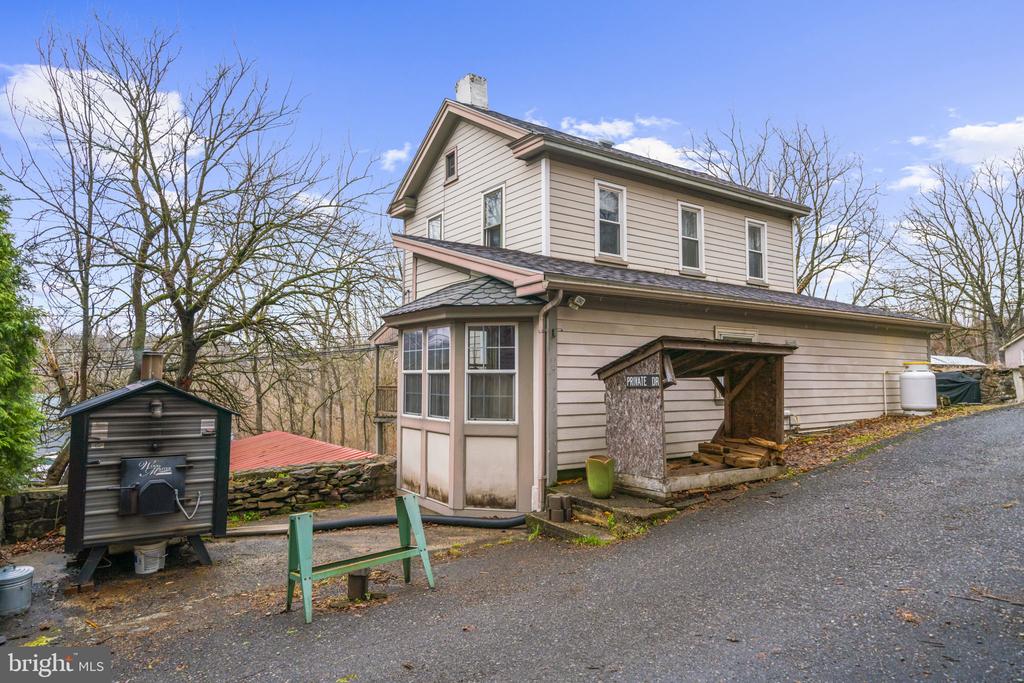 103 GRAVEL PIKE