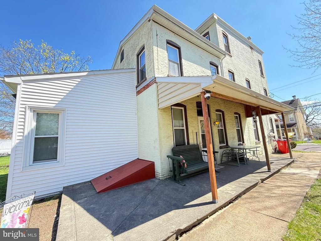 517 GLASGOW STREET