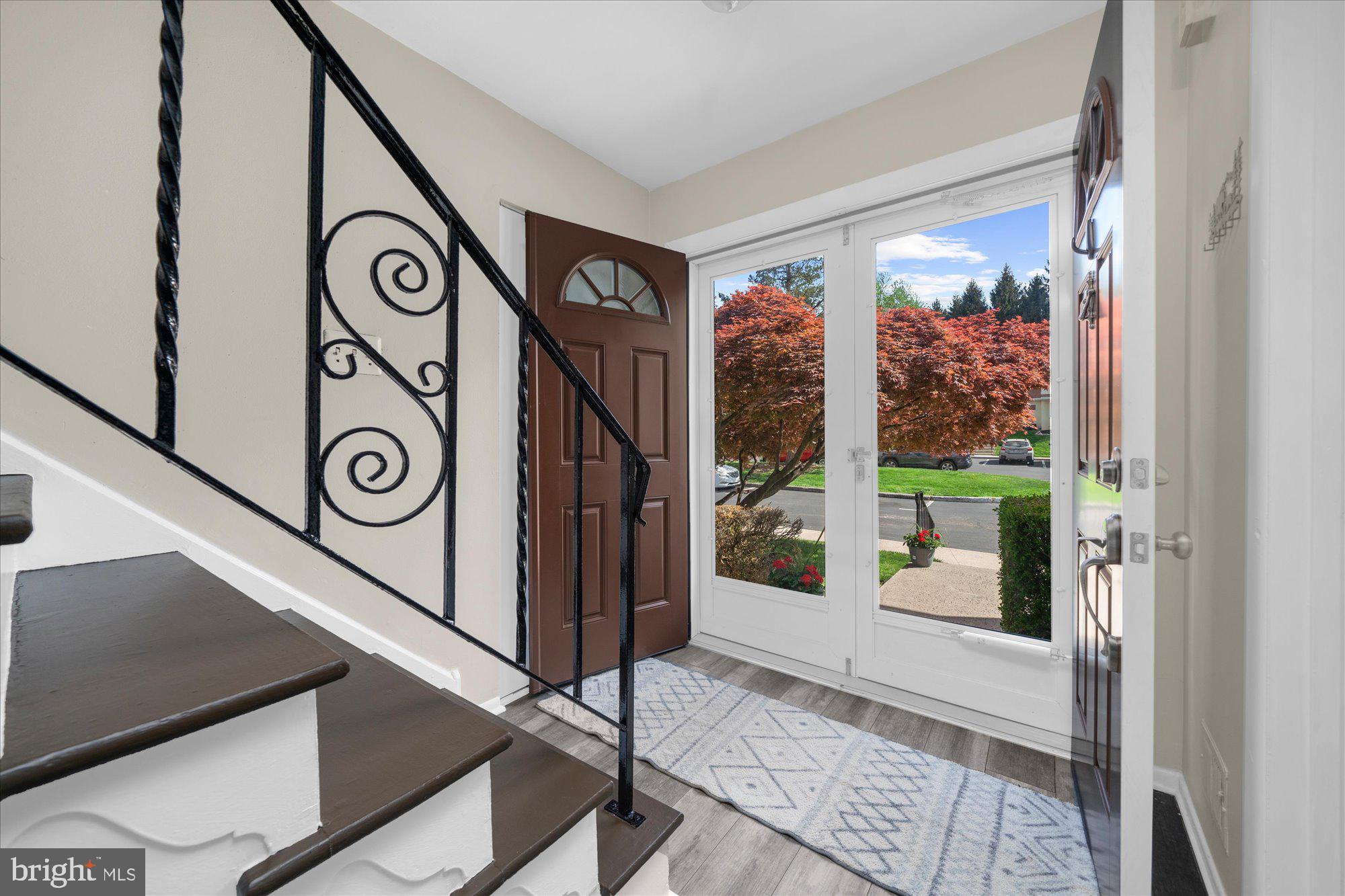 805 CHERRY CIRCLE